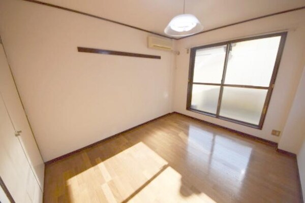 リビング・居室(★日差しの差し込むお部屋★)