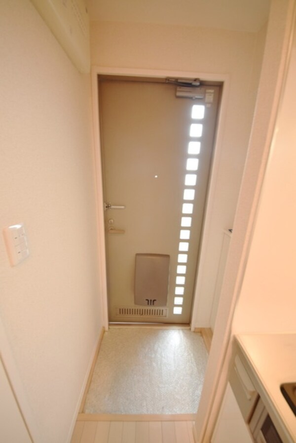 玄関(★お部屋探しは株式会社タウンハウジング東京まで★)