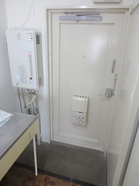 物件内観写真7　(★玄関スペース★)