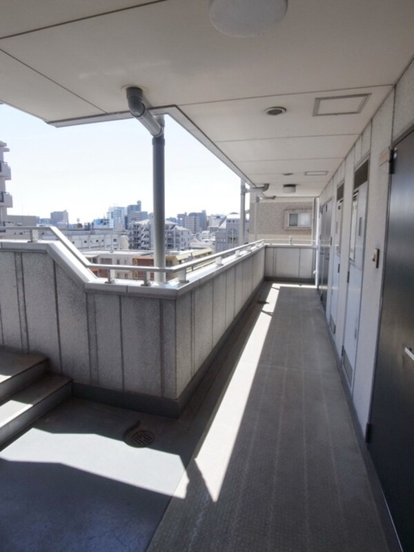 エントランス(♪通路♪)