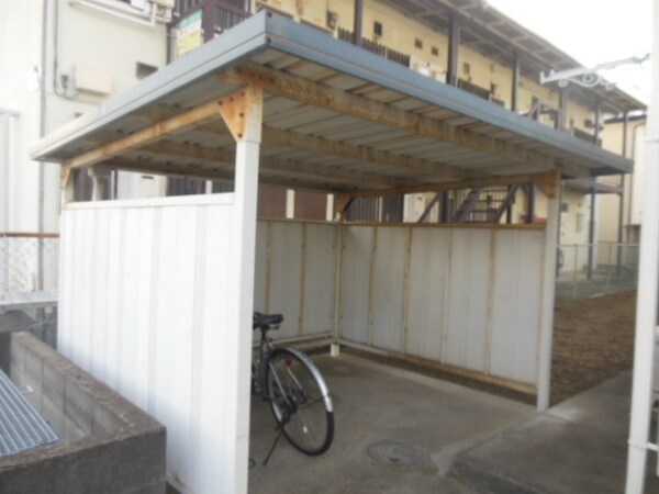 設備(★屋根付き自転車置き場★)