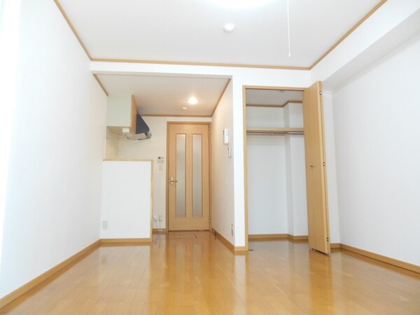 リビング・居室(★お部屋探しは株式会社タウンハウジング東京まで★)