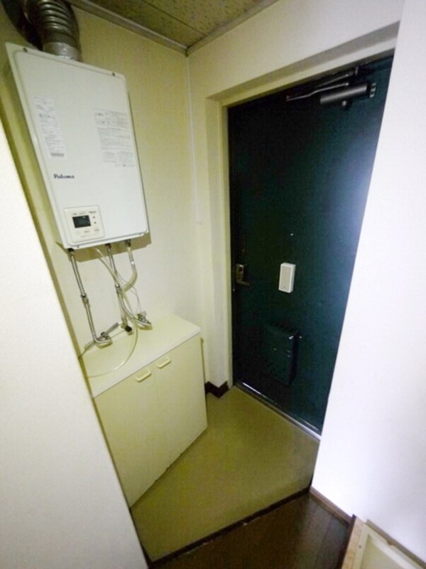 玄関(★お部屋探しは、タウンハウジングへ★)