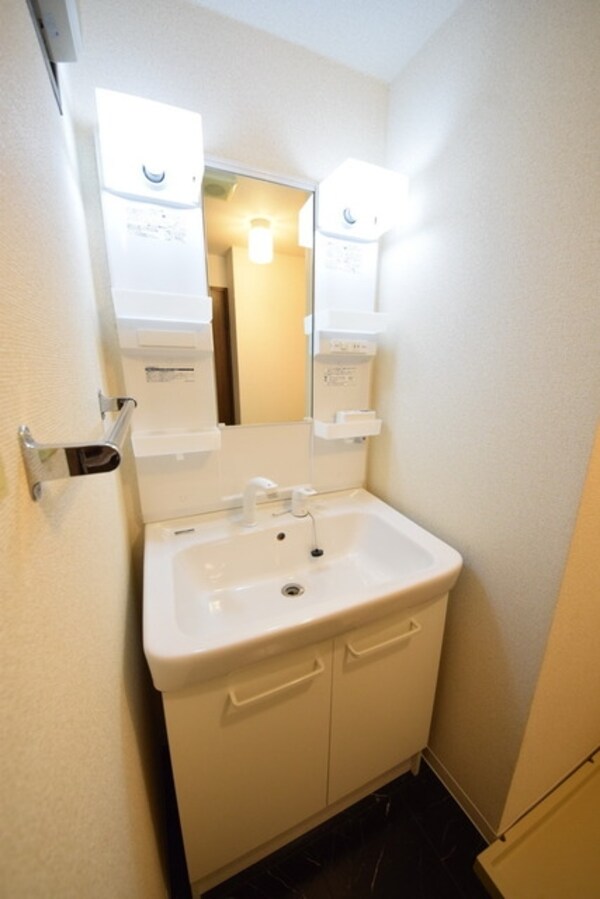 洗面(★お部屋探しは株式会社タウンハウジング東京まで★)