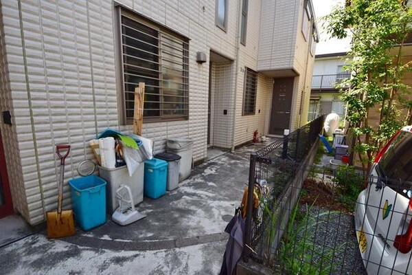 エントランス(～入り口はこちらです～)