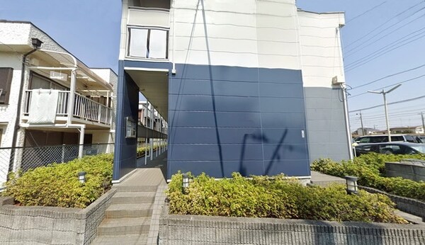 エントランス(★お部屋探しはタウンハウジング高幡不動店まで★)