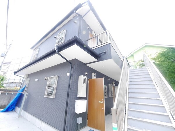 外観(同施工同敷地内アパート写真)