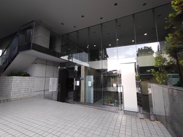 エントランス(★お部屋探しは株式会社タウンハウジング東京まで★)