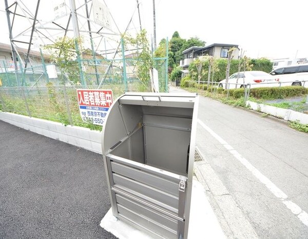 共有部分(ゴミ置き場)