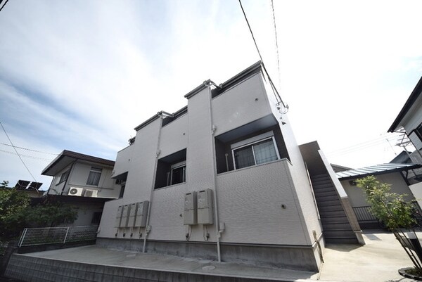 外観(★白を基調とした綺麗な外観です★)