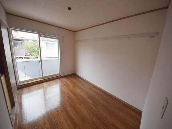 寝室(★お部屋探しは株式会社タウンハウジング東京まで★)