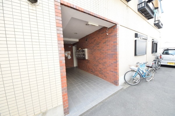 エントランス(エントランス)