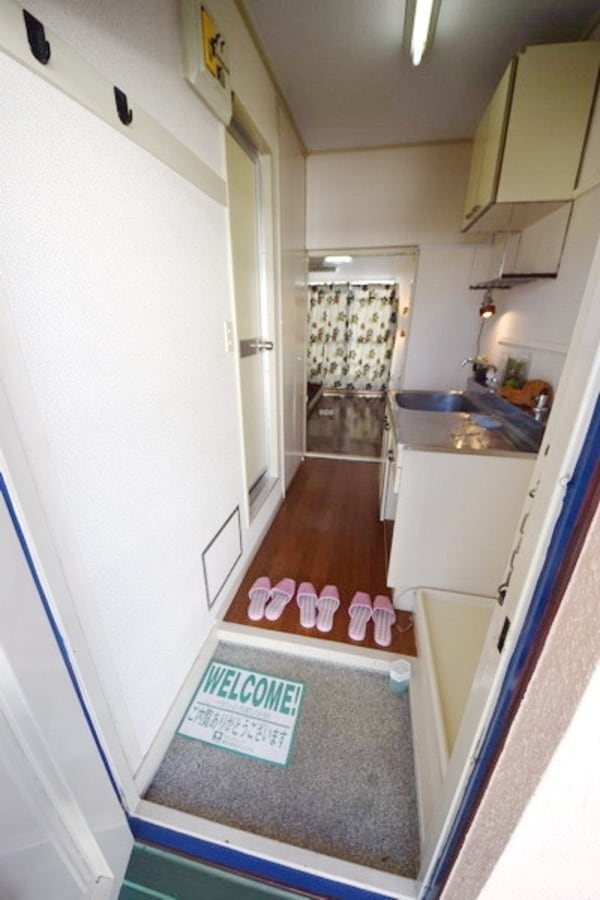 玄関(★お部屋探しは株式会社タウンハウジング東京まで★)