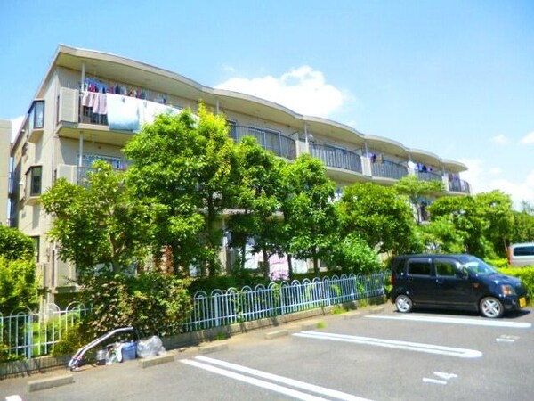 外観(★前面には棟が無いので日当たり良好！★)