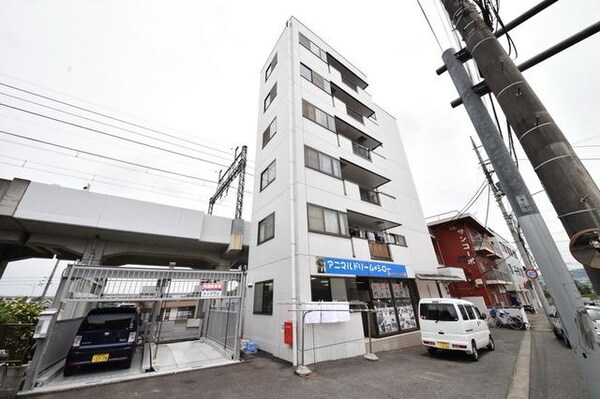 外観(駅から徒歩圏内♪)