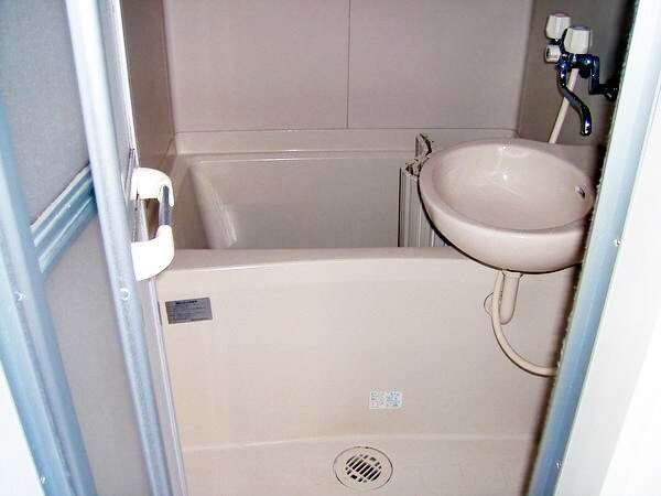 バス／シャワールーム等(★お部屋探しは株式会社タウンハウジング東京まで★)