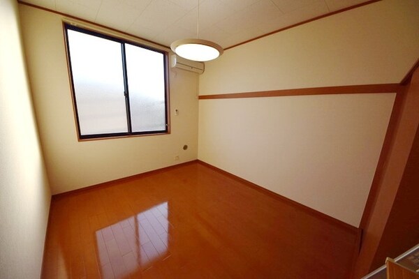 リビング・居室(★お部屋探しはタウンハウジング高幡不動店まで★)