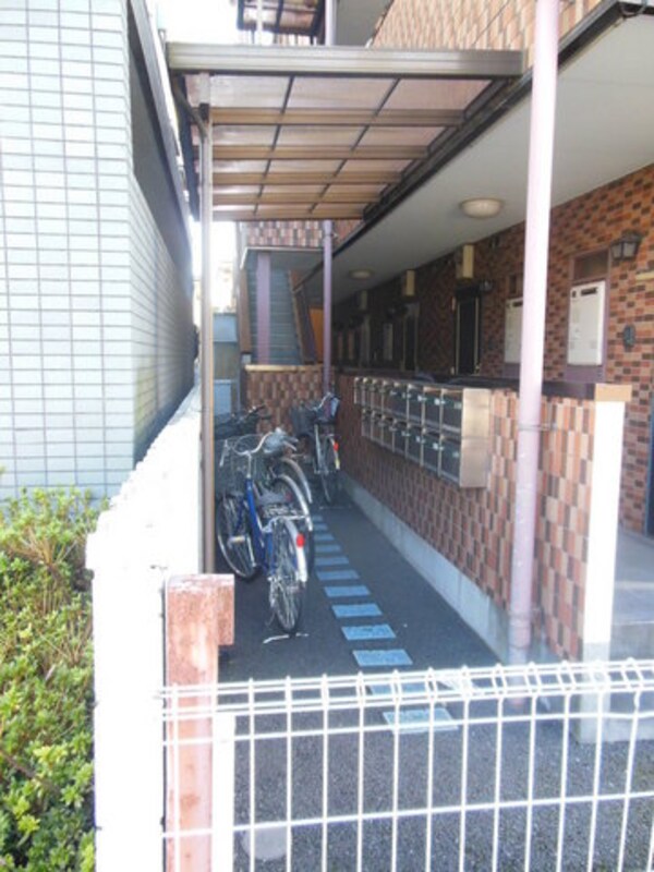 共有部分(★敷地内の駐輪スペースです★)