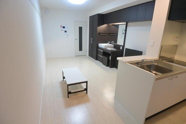 物件内観写真8　(★カウンターキッチンになってておしゃれです★)