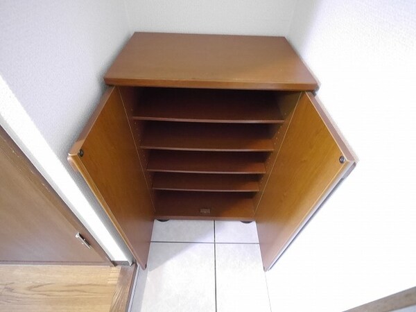 玄関(★お部屋探しは、タウンハウジング多摩センター店へ★)