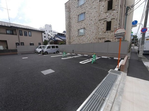 駐車場(★お部屋探しは、タウンハウジング多摩センター店へ★)