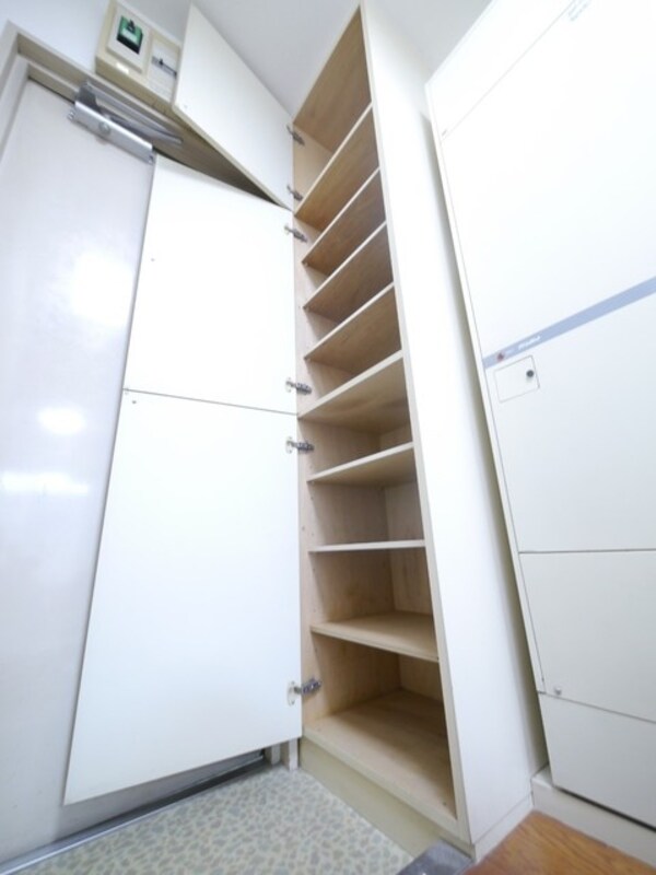 玄関(★下駄箱です★)