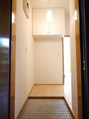 物件内観写真11　(★玄関スペース★)
