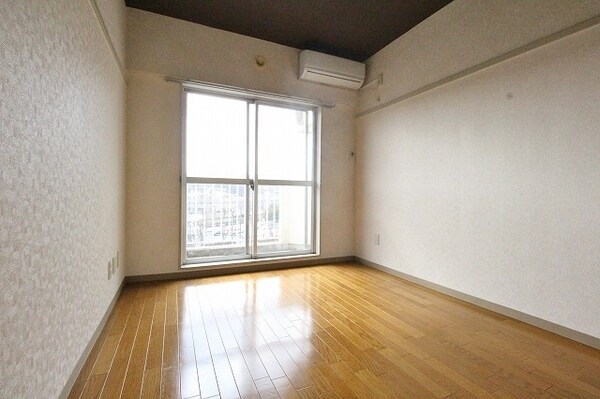 リビング・居室(☆日当たりの良いお部屋です☆)