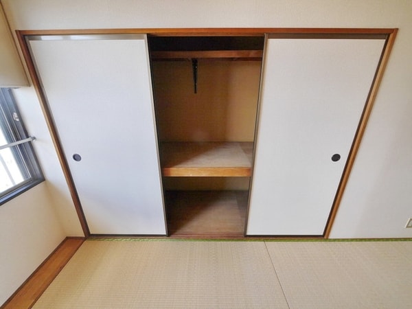 収納(同建物別号室参考写真)