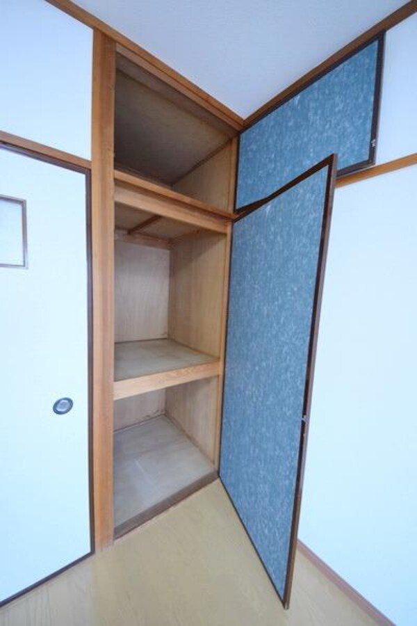 設備(★こちらの部屋にも収納スペース★)