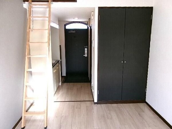 リビング・居室(★お部屋探しは株式会社タウンハウジング東京まで★)