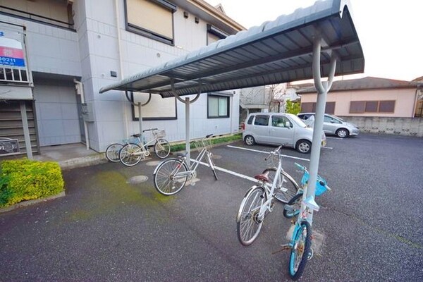 共有部分(★世帯分を超えた大型駐輪スペースです♪★)