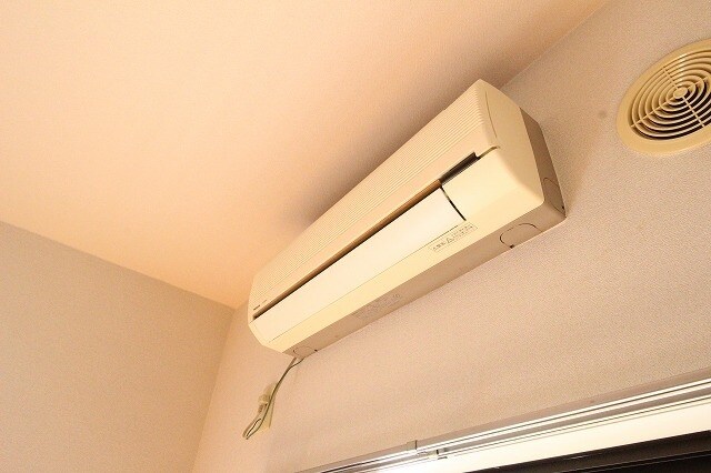 物件内観写真16　(★エアコン付きのお部屋です★)