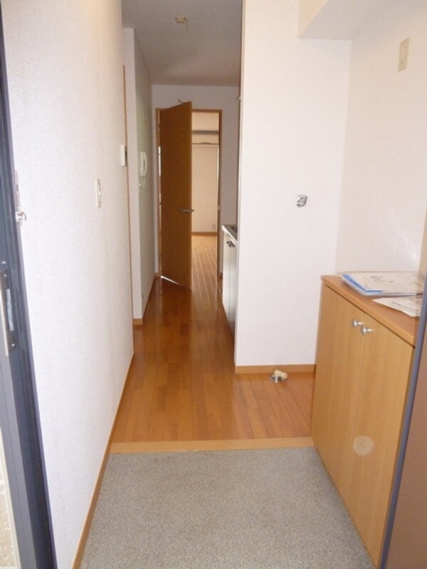 玄関(★お部屋探しは株式会社タウンハウジング東京まで★)