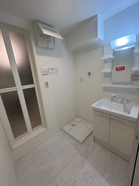 物件内観写真6　(洗面)