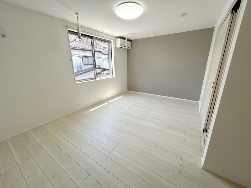 物件内観写真19　(リビング/居室)