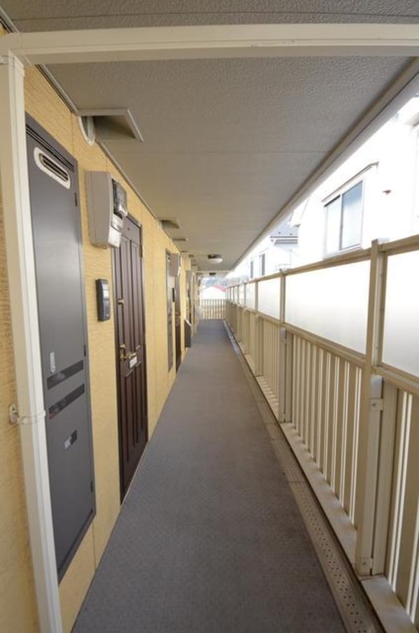 エントランス(☆共用廊下♪☆)