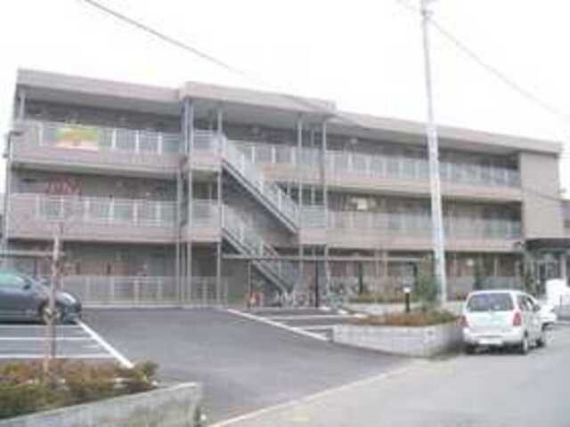 物件外観写真1　(☆重厚感ある外観☆)