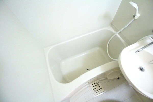 バス／シャワールーム等(★お部屋探しは株式会社タウンハウジング東京まで★)