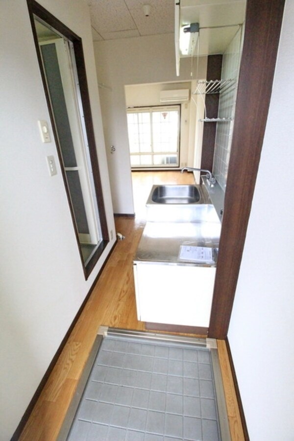 玄関(★お部屋探しは株式会社タウンハウジング東京まで★)