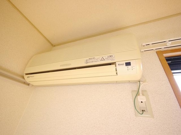 設備(★洋室にエアコンあります★)