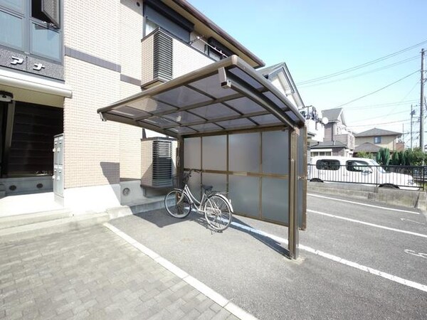 共有部分(★敷地内の屋根付駐輪場です★)