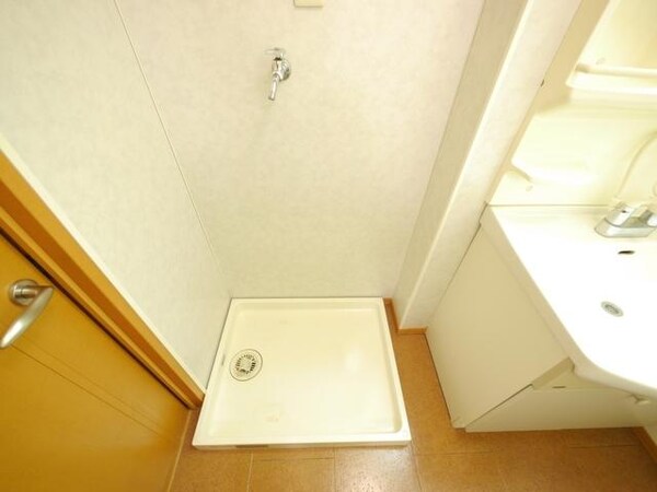 設備(★室内洗濯機置場・防水パン付です★)