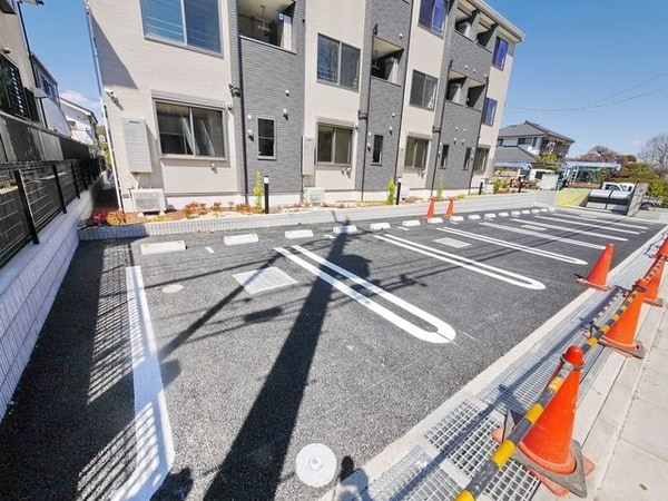 駐車場(★諸条件等のお問い合わせはタウンハウジング多摩センター店ま…)