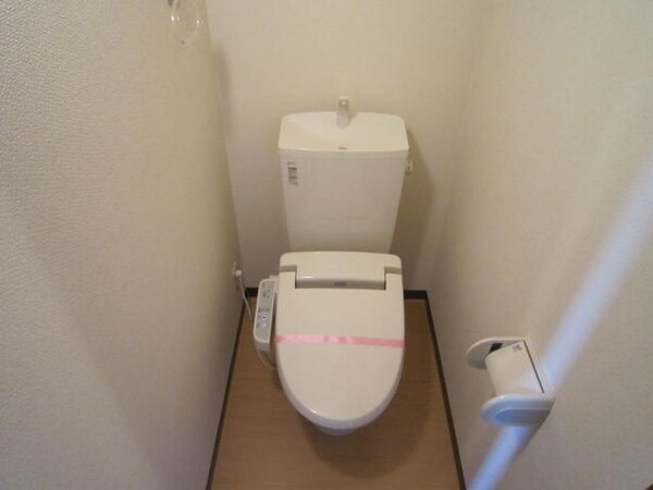 トイレ(☆ウォッシュレット完備☆)