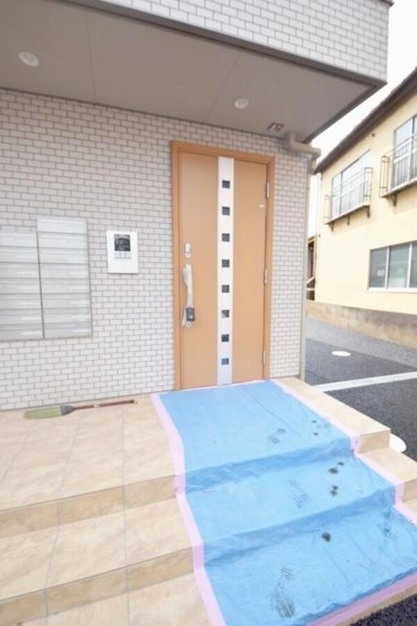 エントランス(★オートロック付きの物件です★)