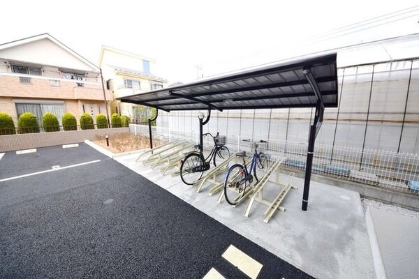その他(★屋根つき駐輪場です★)