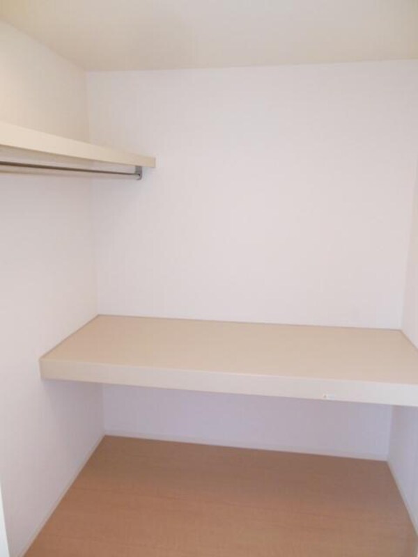 収納(★ウォークインクロゼットです★)