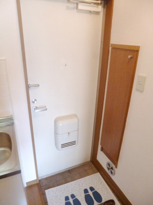 玄関(★お部屋探しは、タウンハウジング多摩センター店へ★)
