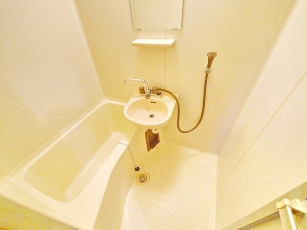 バス／シャワールーム等(別号室参考写真)